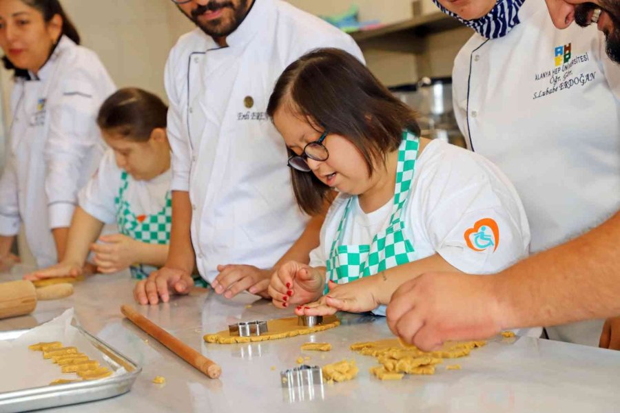 Down Sendromlu Çocuklar Mutfakla Buluştu