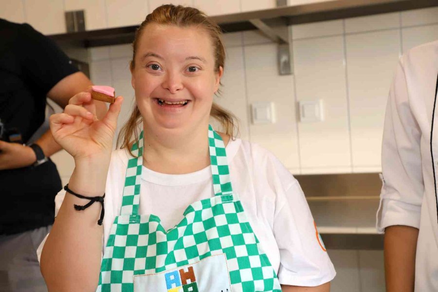 Down Sendromlu Çocuklar Mutfakla Buluştu