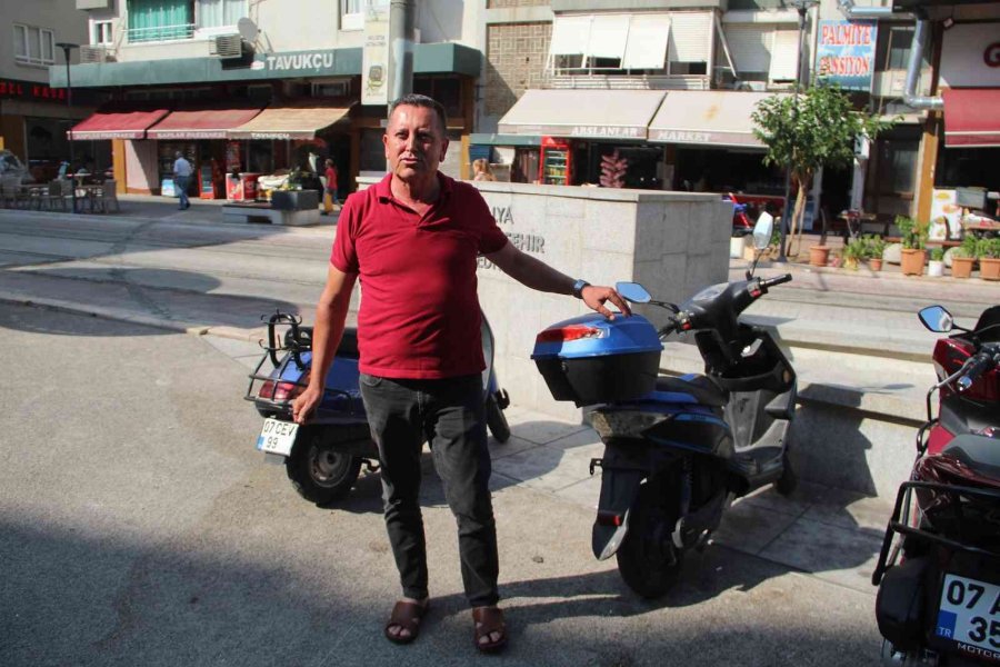 Esnaftan Motosiklet Hırsızına Osmanlı Tokadı