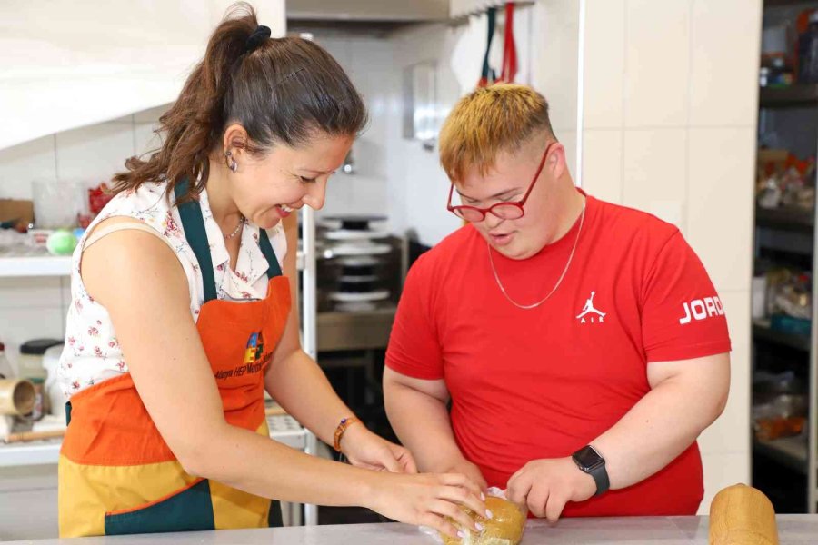 Down Sendromlu Çocuklar Mutfakla Buluştu