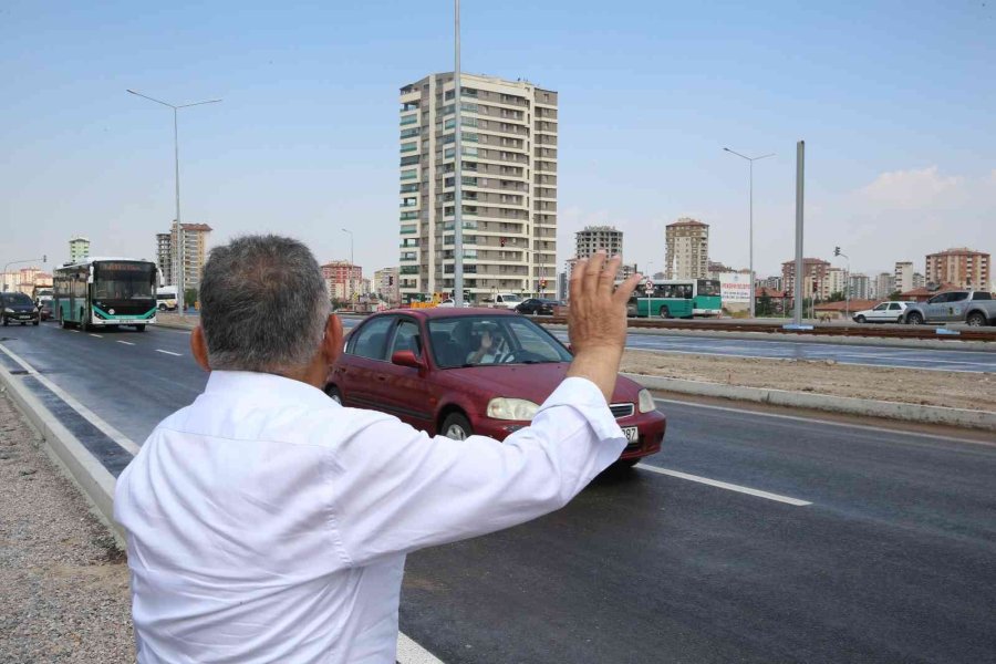 Başkan Büyükkılıç, Talas Raylı Sistem Hattı’nı Denetledi
