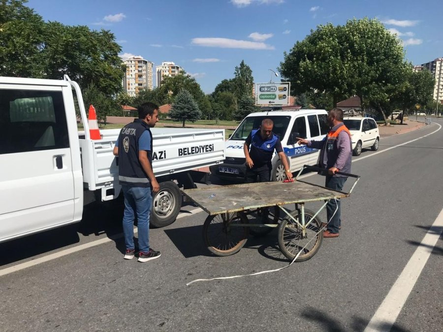 Kayseri’de Çekçekli Hurdacılara Denetim