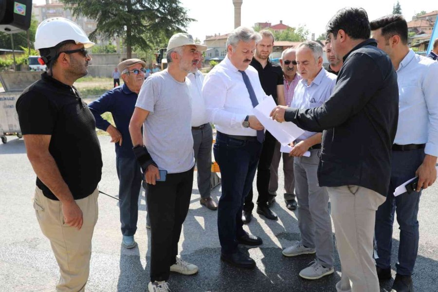 Battalgazi’de 23 Blok, Bin Dairelik 2. Etap İçin İlk Yıkım Başladı