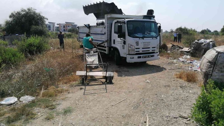 Antalya’da Hurdacılara Polis Ve Zabıtadan Baskın