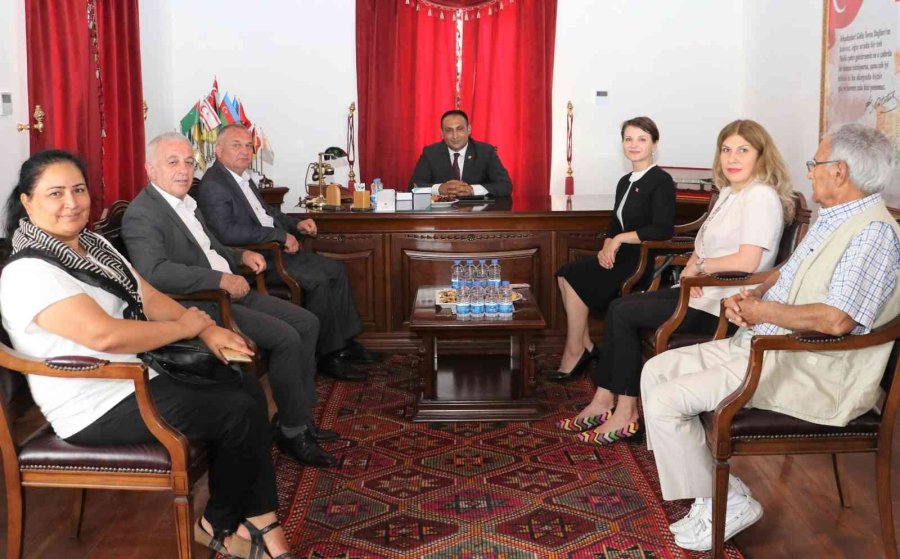 Başkan Yılmaz, Moldova Heyetine Kuvayimilliye Karargahı’nı Tanıttı