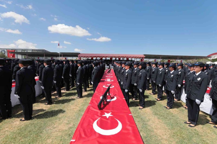 Şehit Önder Güzel Pomem 27. Dönem Mezunlarını Verdi