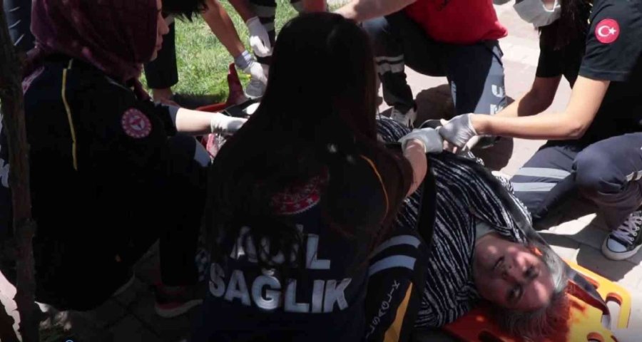 Eşiyle Kavga Eden Polis Araya Giren Kayınvalidesini Vurdu