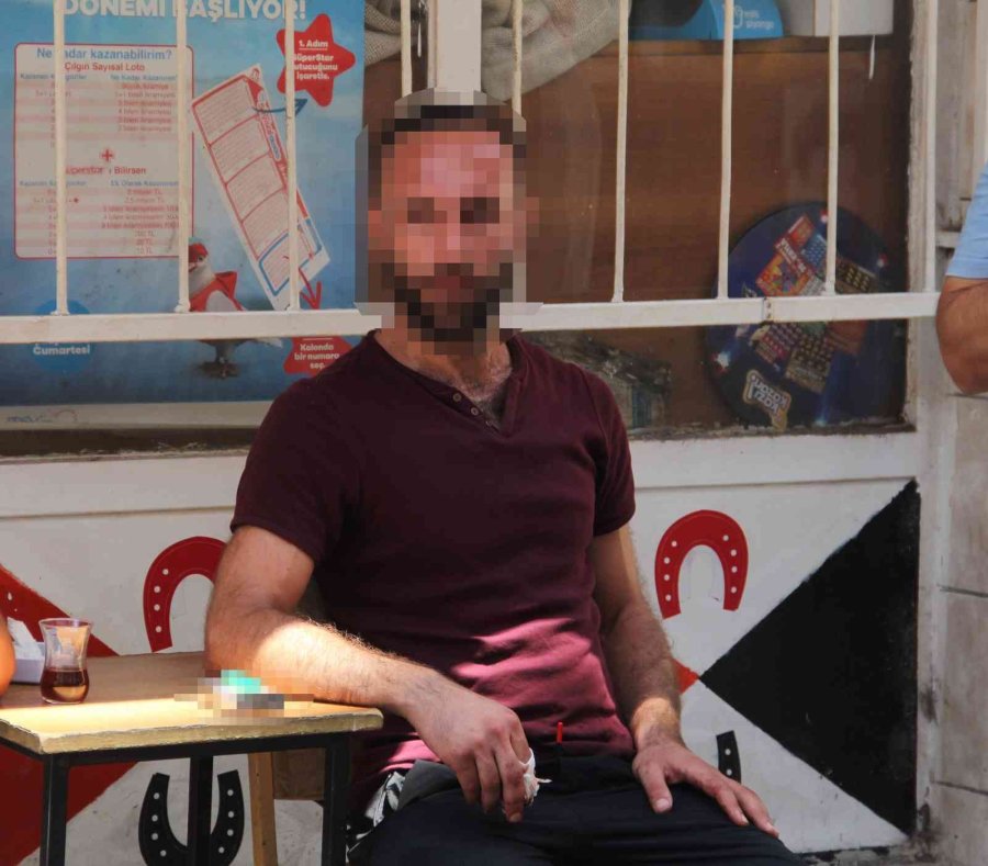 Tartıştığı Genci Önce Bıçaklayıp, Sonra Tampon Yapan Şüpheli Tutuklandı