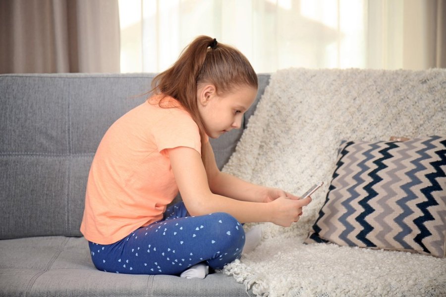 Çocuklarda Ekran Bağımlılığı Omurga Hastalıklarına Zemin Hazırlıyor