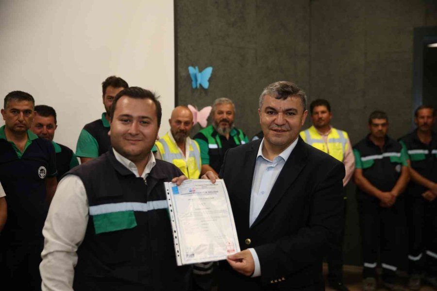 Büyükşehir Personeline ’orman Yetiştirme Ve Bakım’ Sertifikası