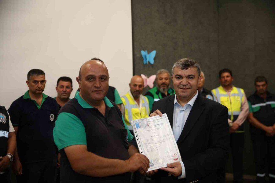 Büyükşehir Personeline ’orman Yetiştirme Ve Bakım’ Sertifikası