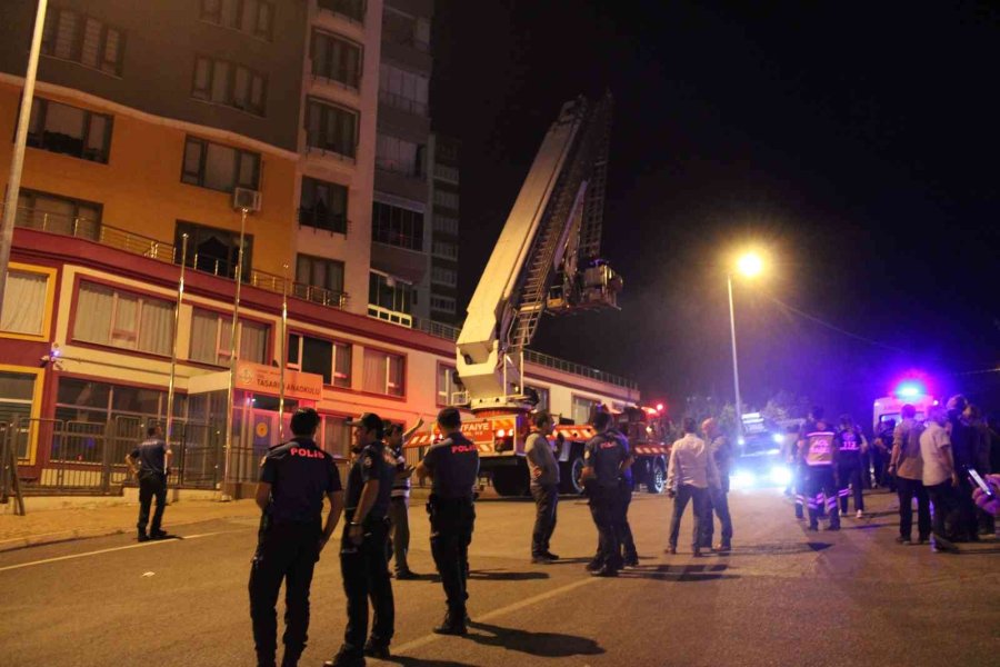 Kayseri’de 14 Katlı Binada Yangın: 30 Kişi Tahliye Edildi, 16 Kişi Hastanelik Oldu