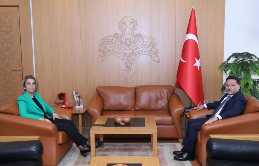 Nevşehir Valisi İnci Sezer Becel’den Vali Gökmen Çiçek’e Nezaket Ziyareti