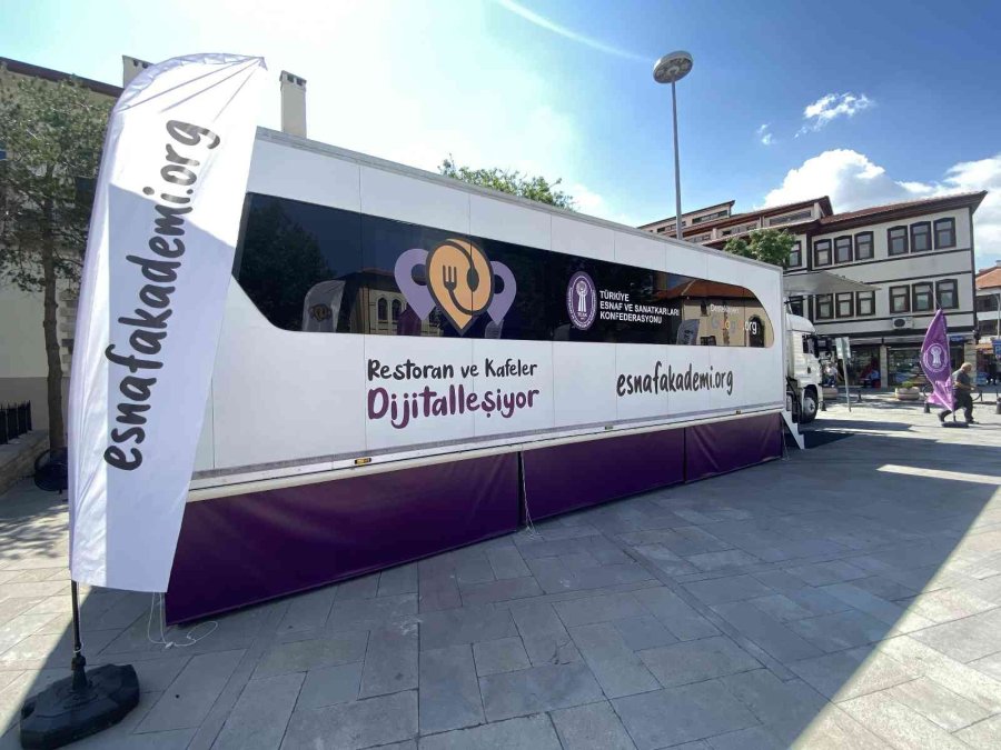 “restoran Ve Kafeler Dijitalleşiyor Projesi” Eğitim Tırı Konya’da