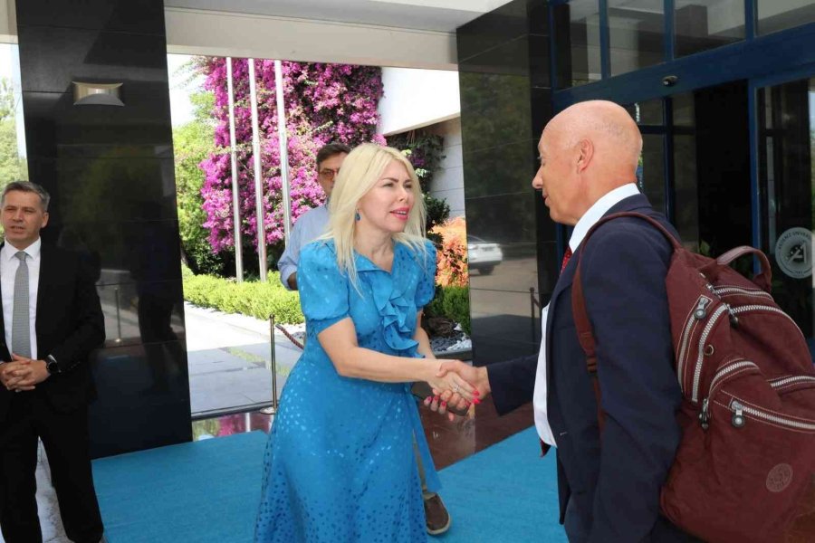 Rektör Özkan: “üniversiteler, Ülkelerin İş Birilikleri İçerisinde En Değerlilerden Birisi Olacak”