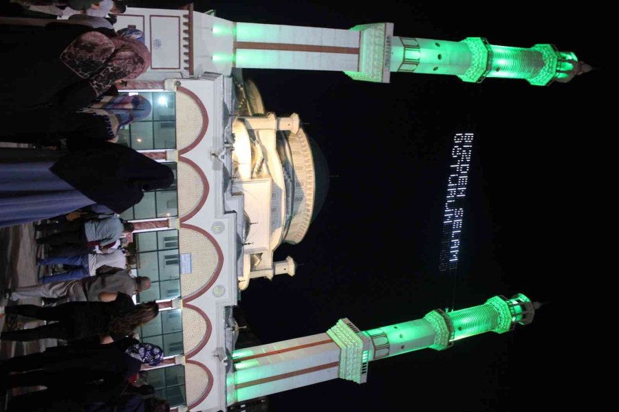 Kayseri’den 180 Kişi Kutsal Topraklara Gitti