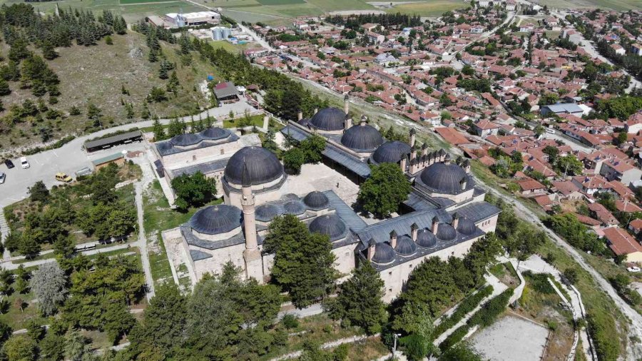 Seyyid Battal Gazi Külliyesi Yenilenen Yüzüyle Ziyaretçilerini Bekliyor