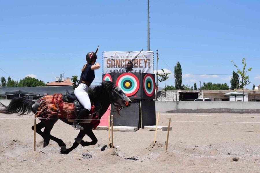 Büyükşehir’in Ev Sahipliğinde Uluslararası Turnuva
