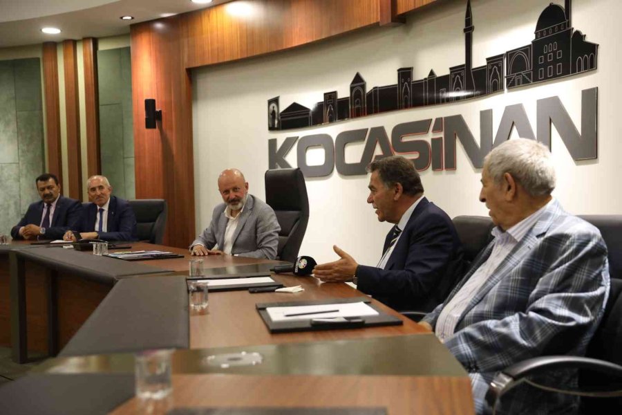 Başkan Çolakbayrakdar: “her Zaman Esnafımızın Yanındayız”