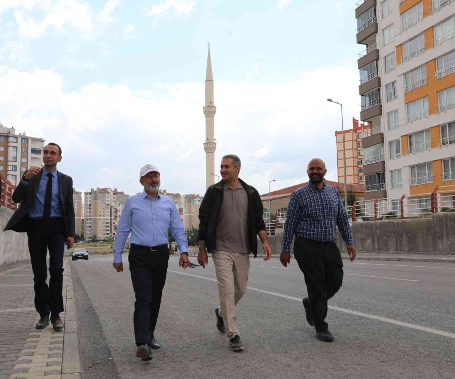 Başkan Çolakbayrakdar, Beyazşehir’de Kur’an Kursu’nu İnceledi