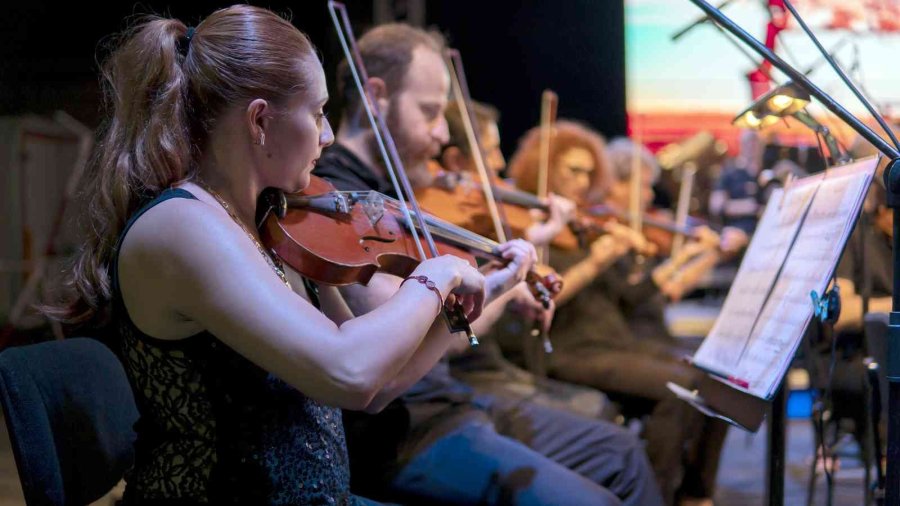 Tarsus’ta 50 Kişilik Dev Orkestra Eşliğinde Allegra Ensemble Konseri