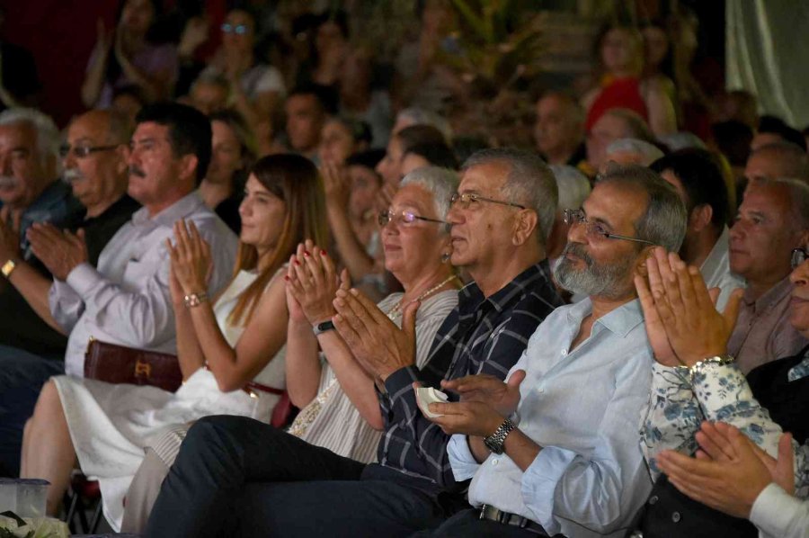 Tarsus’ta 50 Kişilik Dev Orkestra Eşliğinde Allegra Ensemble Konseri