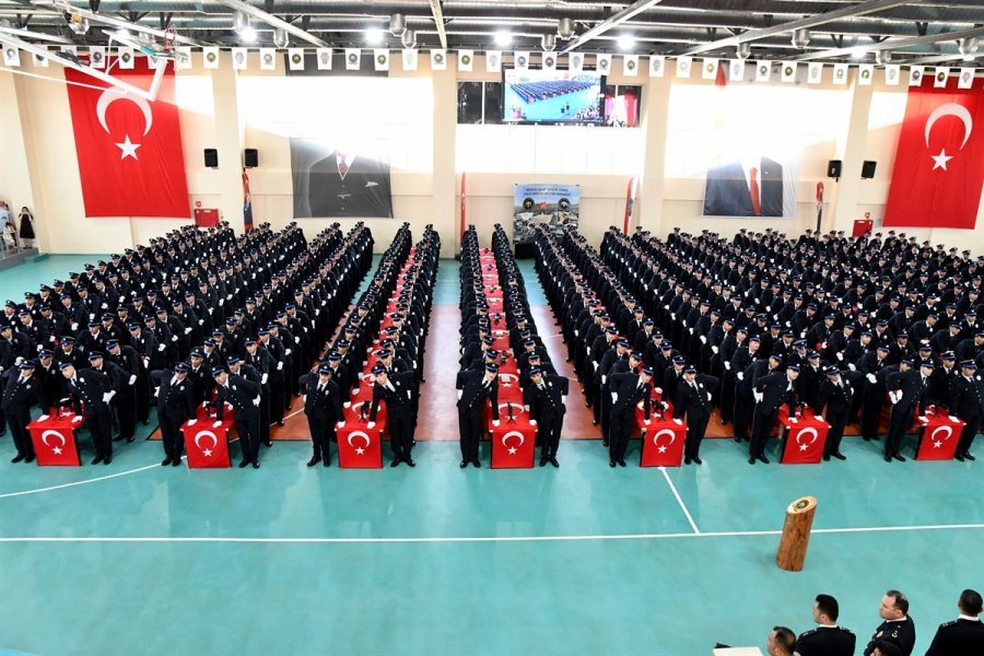 Mersin Şehit Altuğ Verdi Pomem, 27. Dönem Mezunlarını Verdi