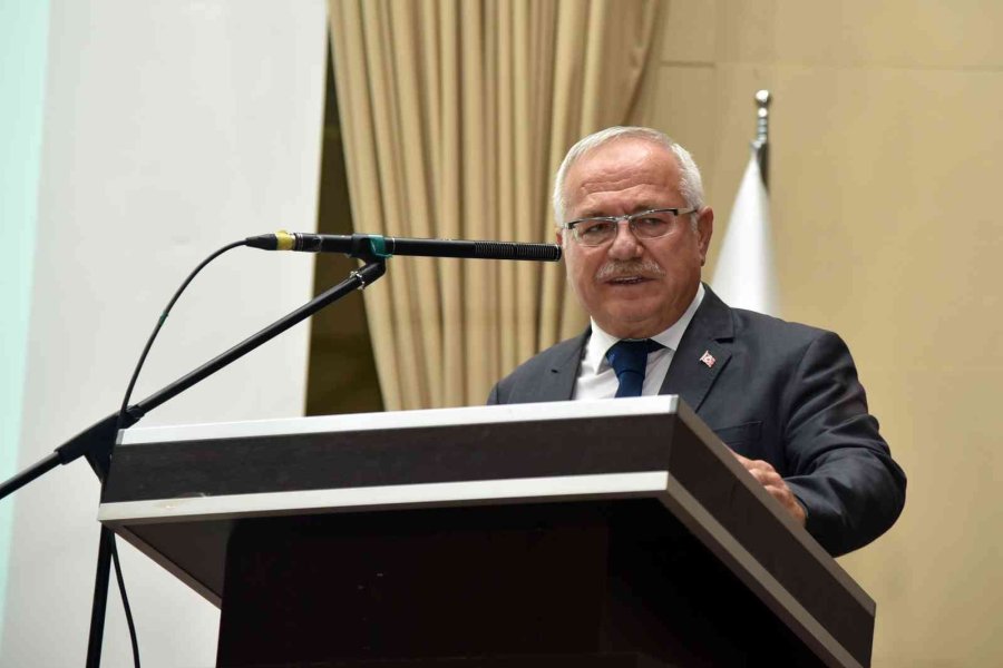 Rektör Ak: "kadın Eli Değen Her Yer Mükemmelleşir"