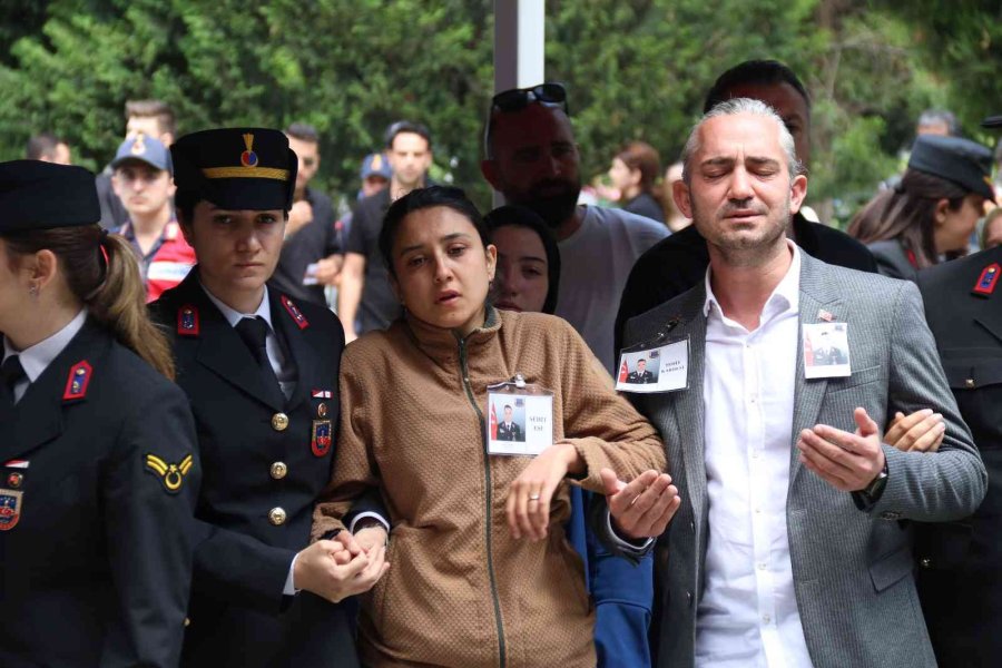 Şehit Oğuzhan Arduç Memleketi Eskişehir’de Son Yolculuğuna Uğurlandı