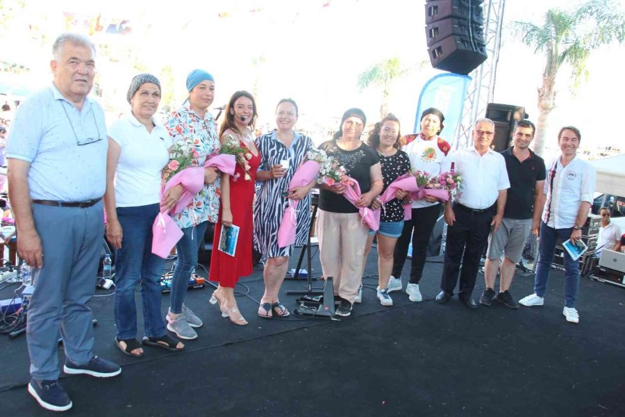 “geleneksel Kaş Yemek Yarışması” Yapıldı