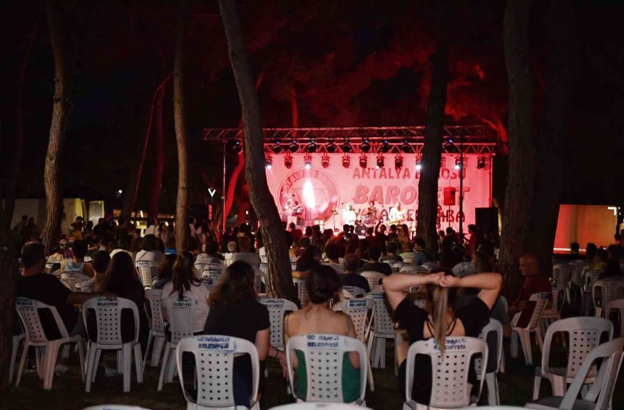 Konyaaltı’nda “yaza Merhaba” Konseri