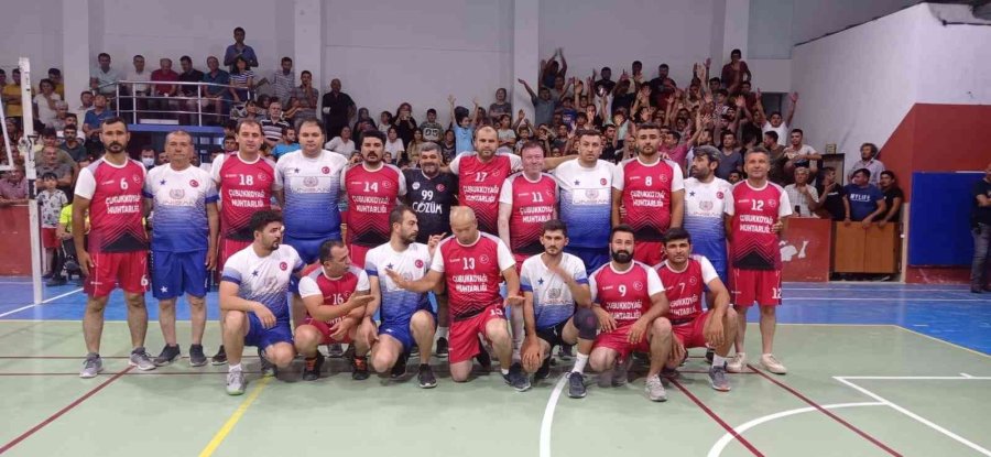 Bozyazı’da Mahalleler Arası Voleybol Turnuvası Sona Erdi