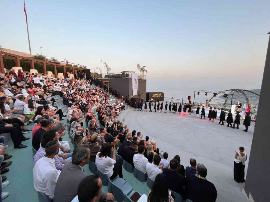 Alanya Hep’te Mezuniyet Coşkusu