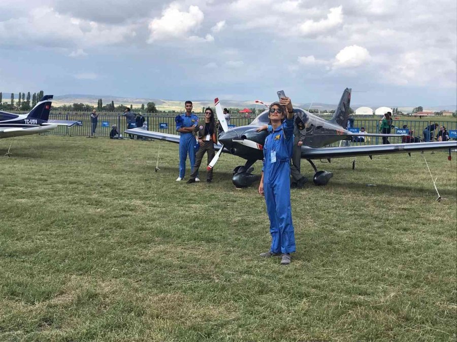 İlk Kez Düzenlenen Festivalde Pilotlar Nefes Kesti