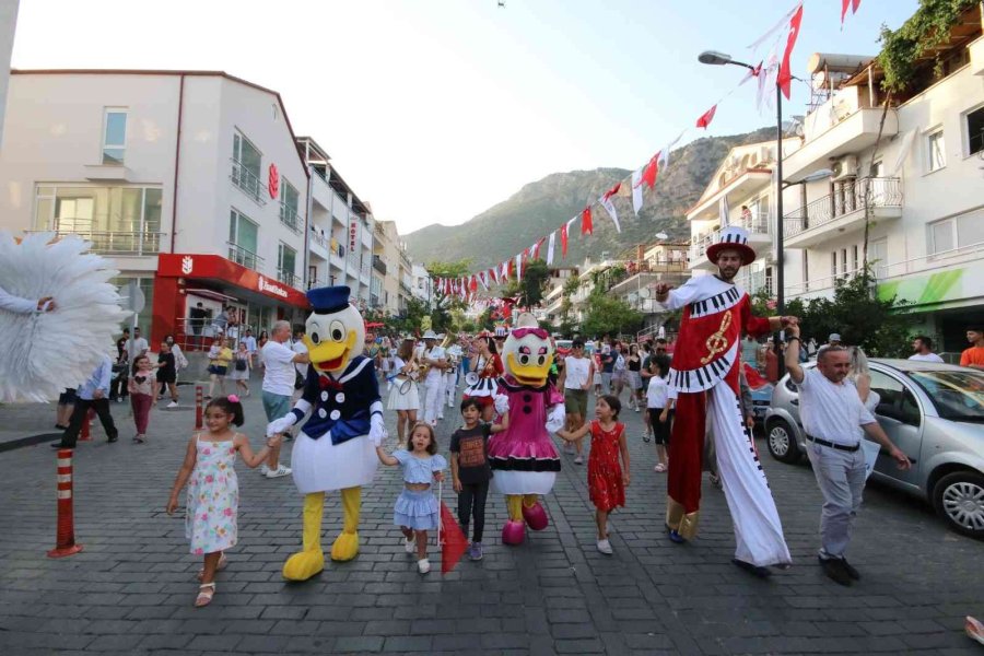23. Uluslararası Likya Kaş Kültür Ve Sanat Festivali Başladı