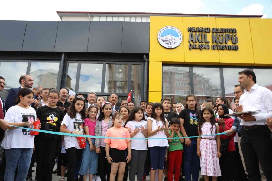 Melikgazi’de 4 Kütüphane Ve 3 Teknoloji Atölyesinin Açılışı Yapıldı