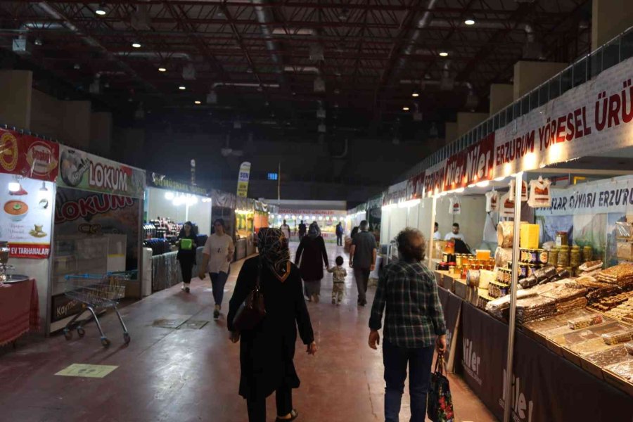 Yöresel Ürünler Fuarı Kapılarını Ziyaretçilerine Açtı