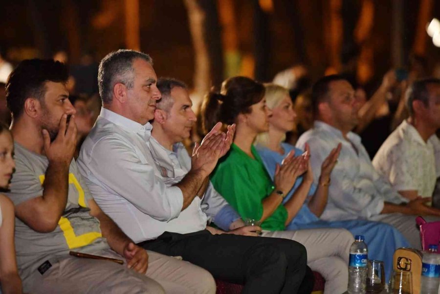 Konyaaltı’nda “yaza Merhaba” Konseri