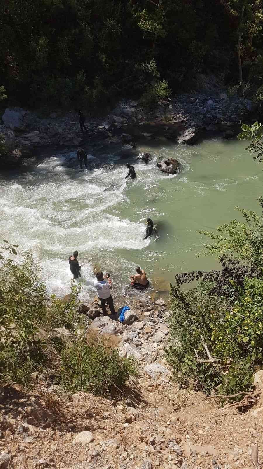 Alara Çayı’nda Kaybolan İşçi Üçüncü Günde De Bulunamadı
