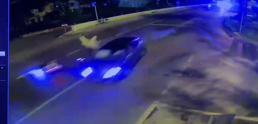 Motosikletliyle Otomobile Çarpan Rus Turist Hayatını Kaybetti...kaza Anı Kameralara Yansıdı