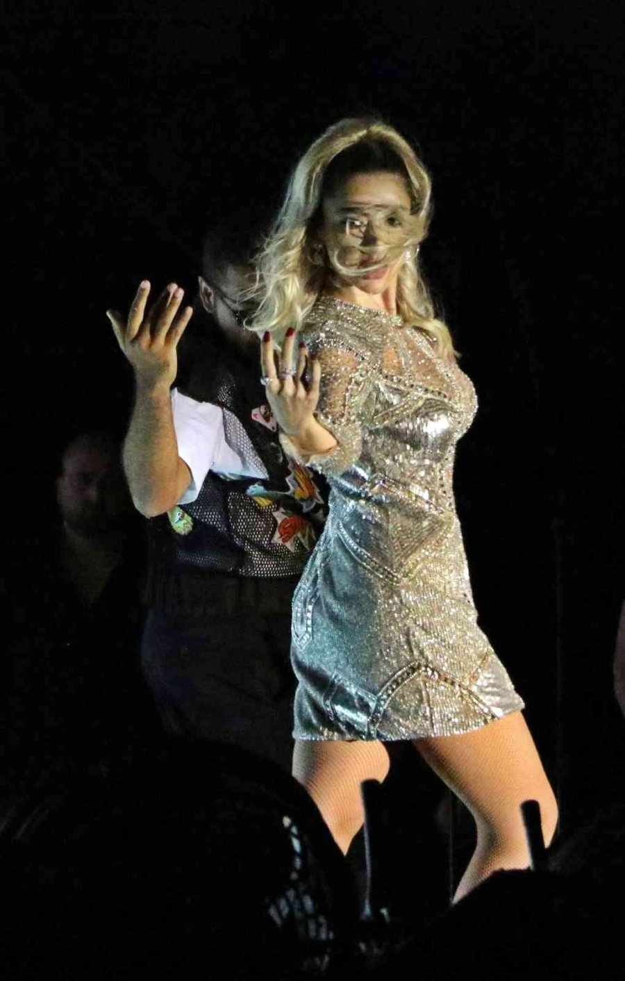 Kaş’ta Hadise Rüzgarı