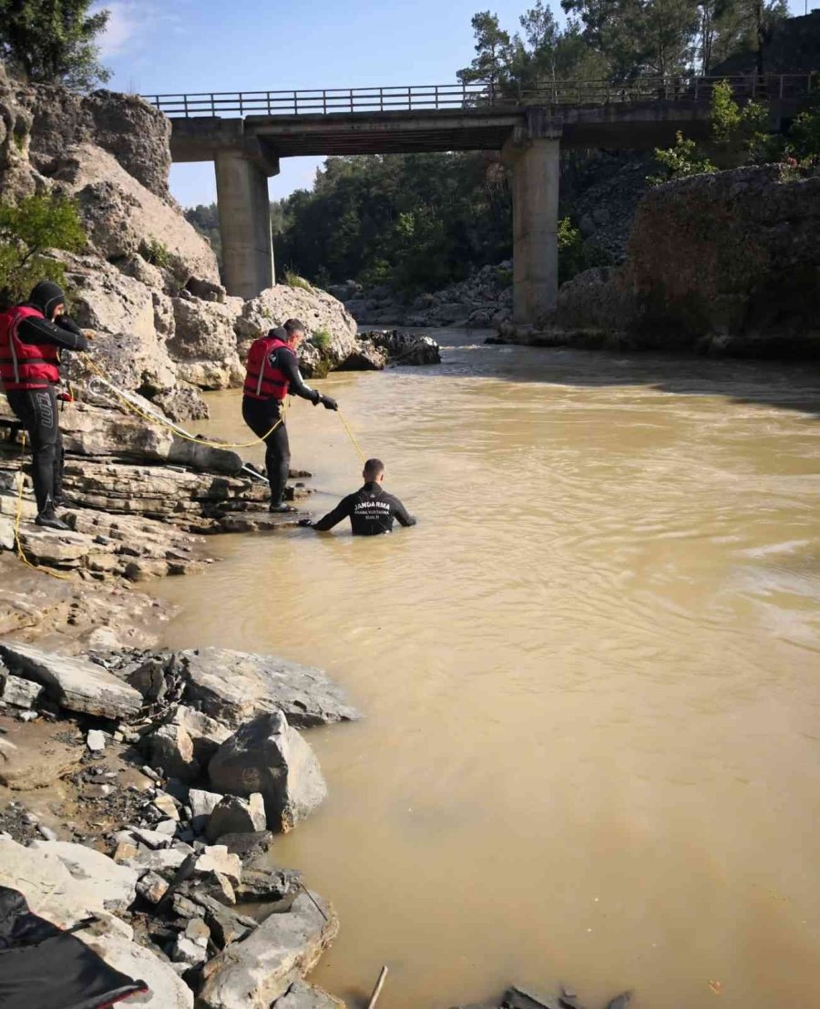 Köprülü Kanyonda Kaybolan Asyalı Genç 15 Gündür Bulunamadı