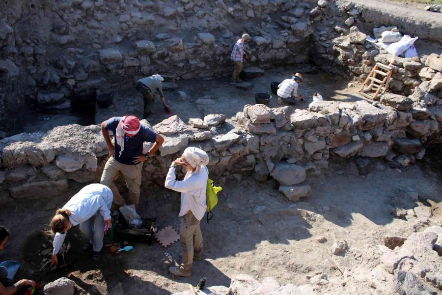 Anadolu’nun 6 Bin Yıllık Tarihinin Çıkarıldığı Kültepe’de Kazı Çalışmaları Başladı