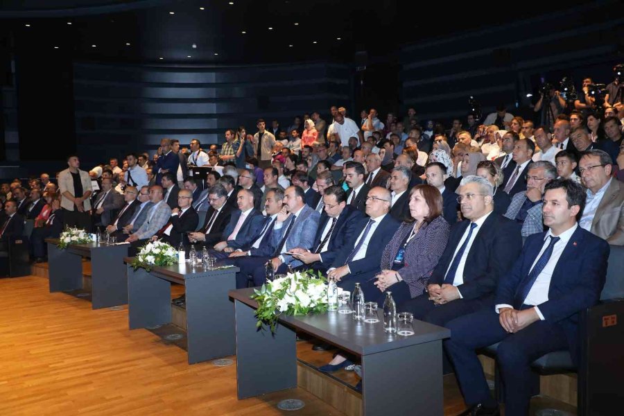 Milli Eğitim Bakanı Özer: “meslek Liselerimize Ekmek Fabrikası Kuracağız"