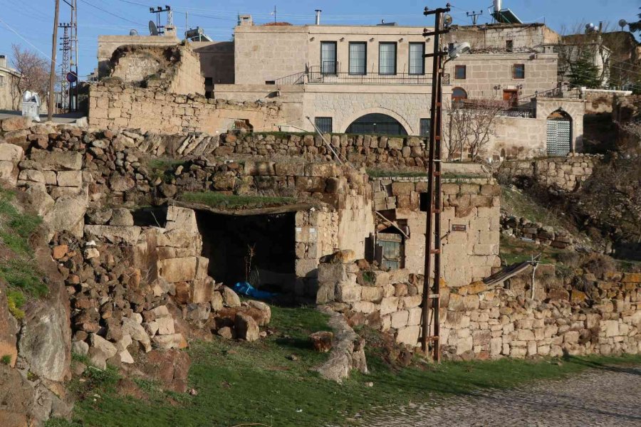 Gelveri Evleri 200 Yıllık Mazisi İle İlk Günkü Gibi Ayakta