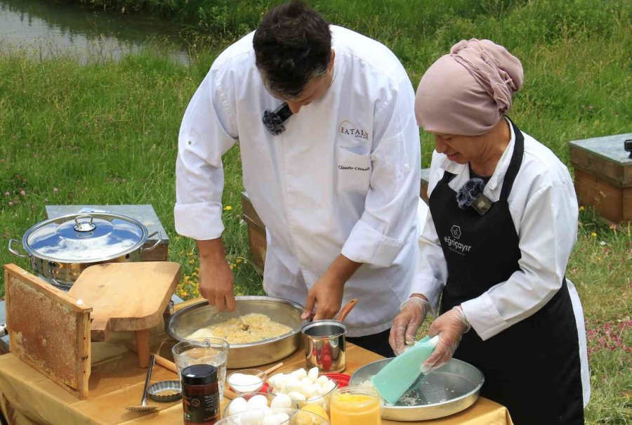 İtalyan Şef, 2 Bin 500 Rakımda Dünya Birincisi Balla Tatlı Yaptı