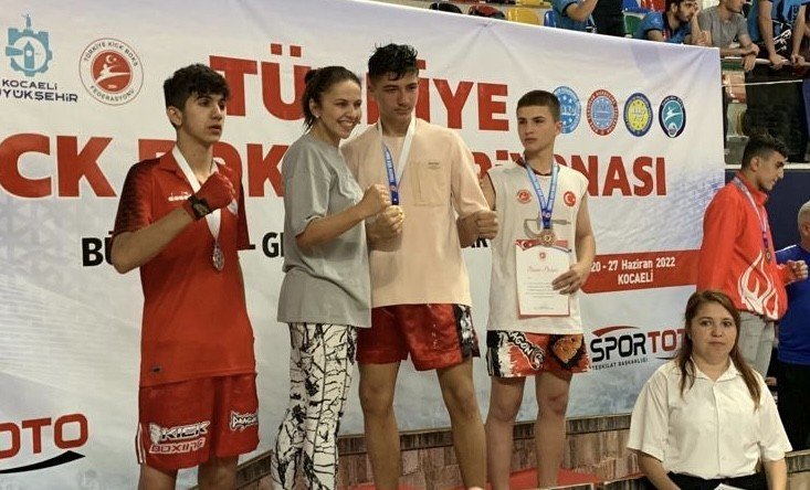 Eskişehirli Genç Boksör Bu Kez Türkiye Şampiyonluğu Yaşadı