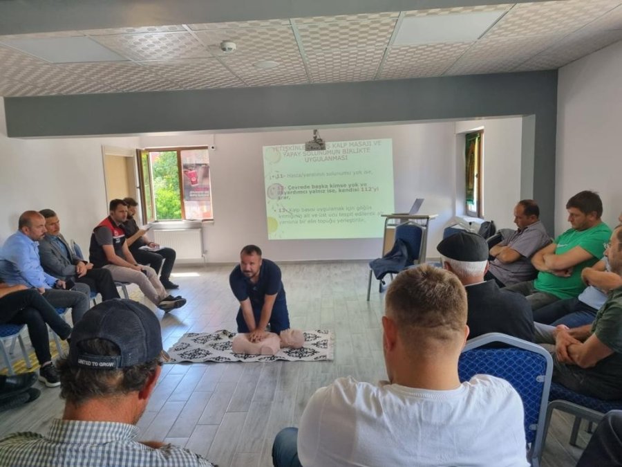 Seyitgazili Çiftçilere İlkyardım Eğitimi