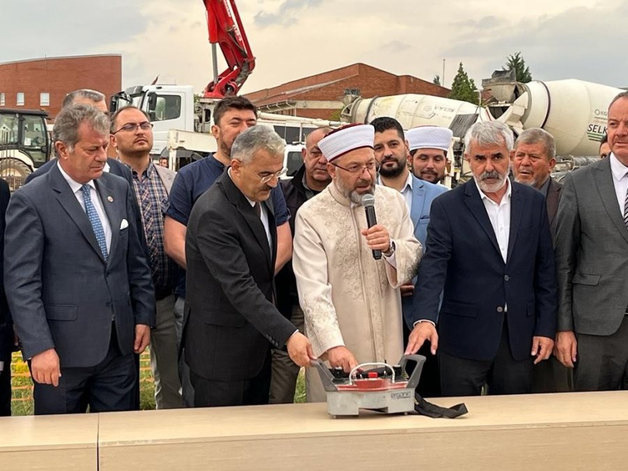 Eskişehir Teknik Üniversitesi’nde 16 Milyon Liralık Caminin Temeli Atıldı