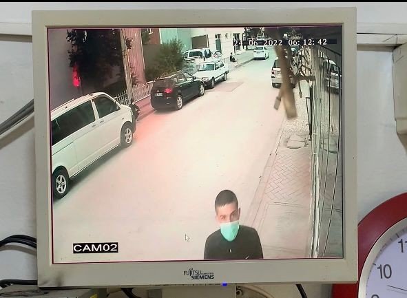 Bunlar Da Mangalcı Hırsızlar